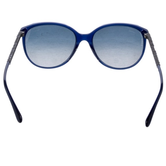 Chanel Interlocking CC Logo Wayfairer Sunglasses - Stars and Rocks Blue - Picture 2 of 4